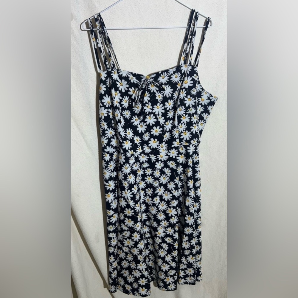 Daisy Print Summer Dress Mid Length